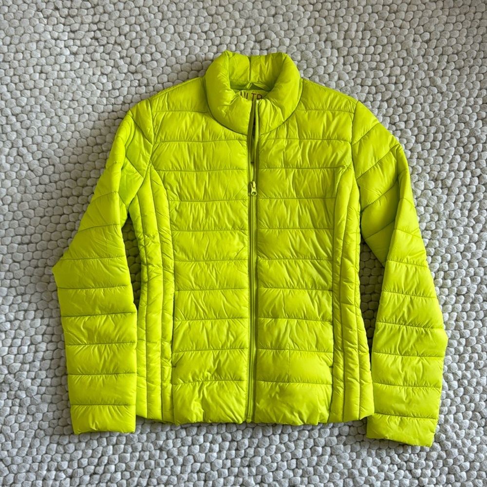 Love Tree Bright yellow ultra light packable jacket S